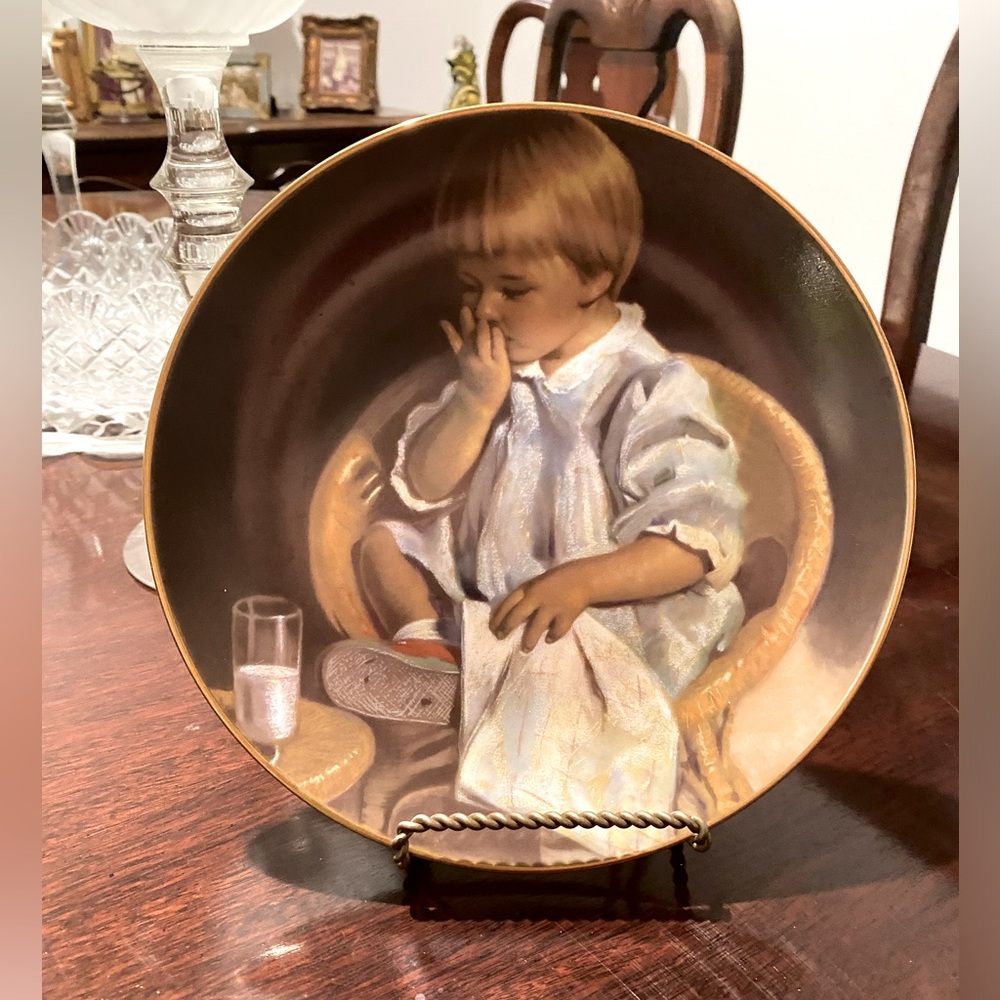 GRETCHEN PLATE ‘SPECIAL MEMORIES’